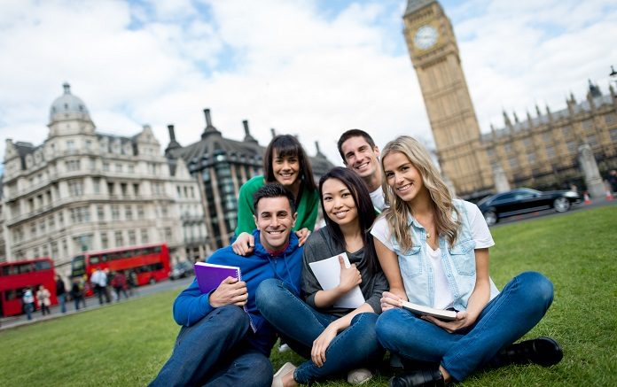 estudiantes inglaterra portada
